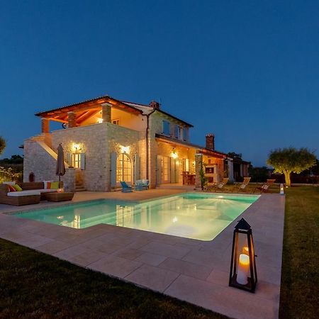 Villa Rajski Dvori Sveti Lovrec Pazenaticki Екстер'єр фото